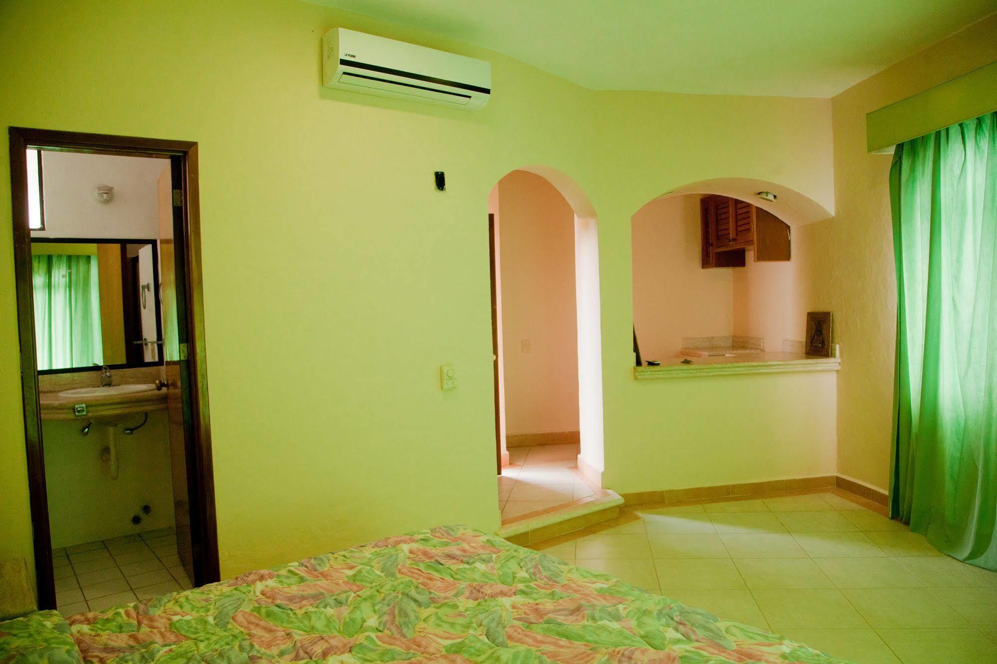 Maya Del Centro -adults Only-